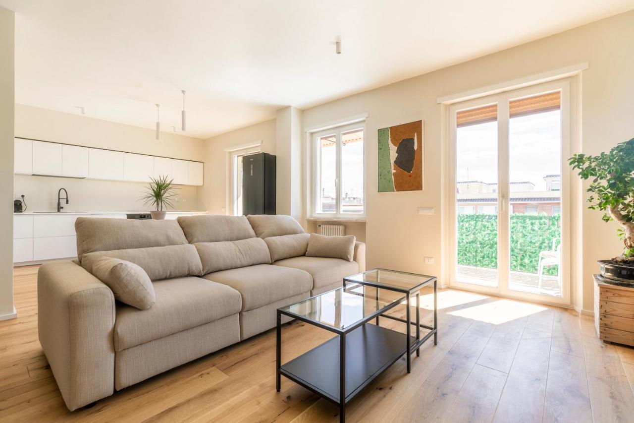 La Dolce Vita - Sunny Penthouse Trastevere Station 100Sqm روما المظهر الخارجي الصورة