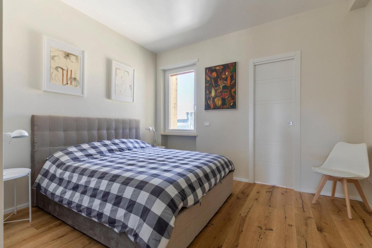 La Dolce Vita - Sunny Penthouse Trastevere Station 100Sqm روما المظهر الخارجي الصورة
