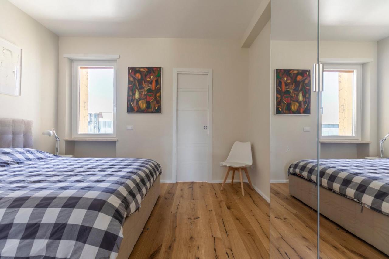 La Dolce Vita - Sunny Penthouse Trastevere Station 100Sqm روما المظهر الخارجي الصورة