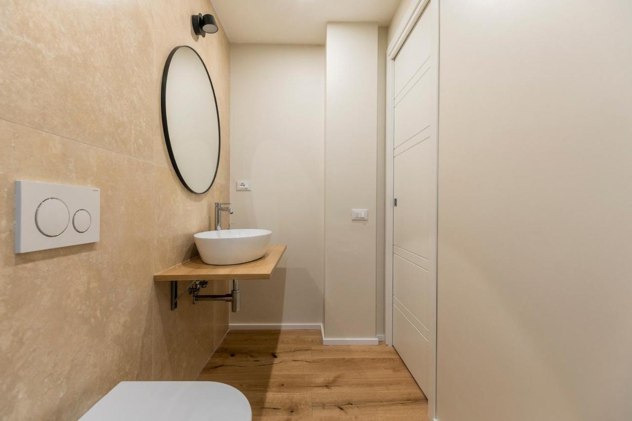 La Dolce Vita - Sunny Penthouse Trastevere Station 100Sqm روما المظهر الخارجي الصورة