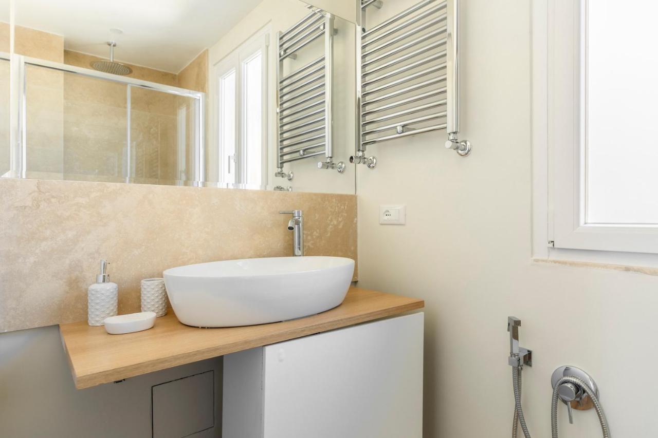 La Dolce Vita - Sunny Penthouse Trastevere Station 100Sqm روما المظهر الخارجي الصورة