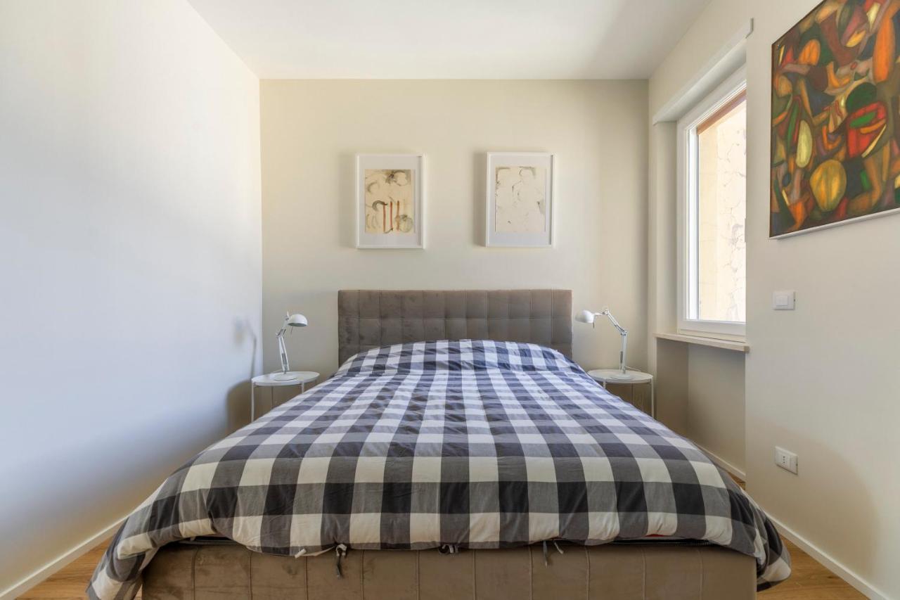 La Dolce Vita - Sunny Penthouse Trastevere Station 100Sqm روما المظهر الخارجي الصورة